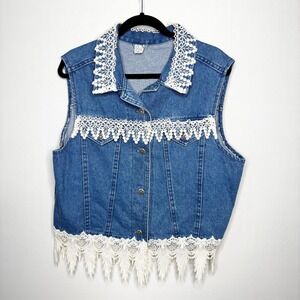 Vintage Denim Vest Size XL Lace Trim Floral Metal Buttons Cottagecore